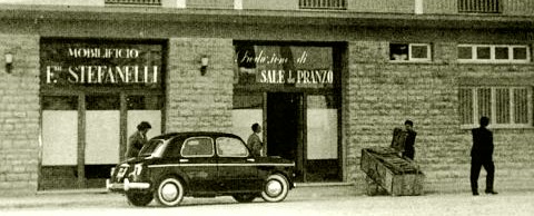 Foto storica delle origini dell'azienda STEFANELLI (1954)